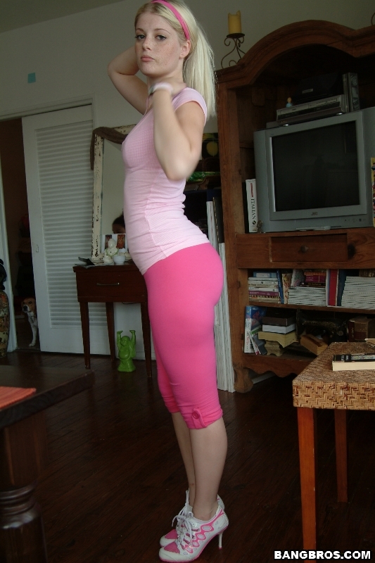 amateur photo ap2446246