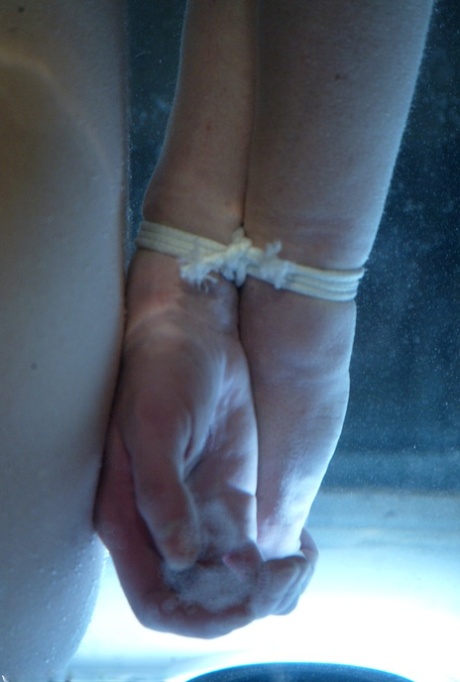 amateur photo 79960071_006_3ad0