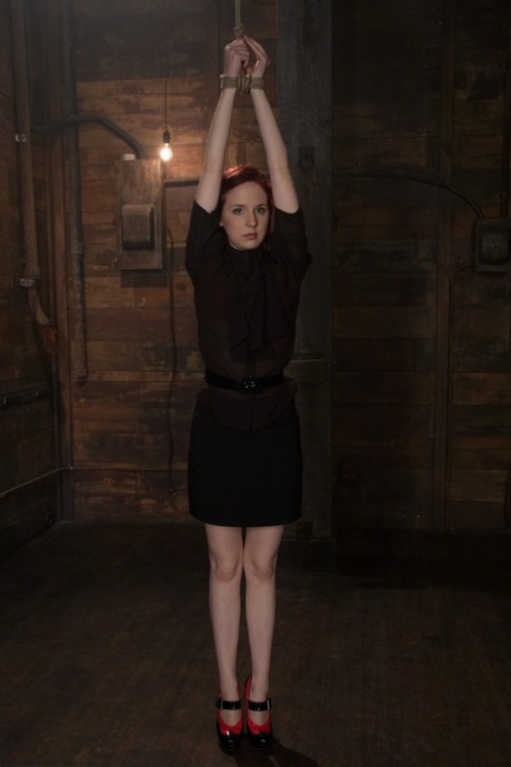 amateur photo 86680176_017_4d96