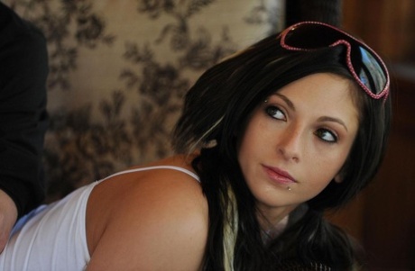 amateur photo 97434658_002_6822