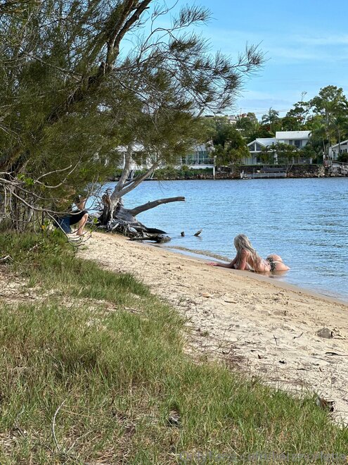 BEHIND THE SCENES 🔥 at my shoot in Australia 🐨💋_3_c661