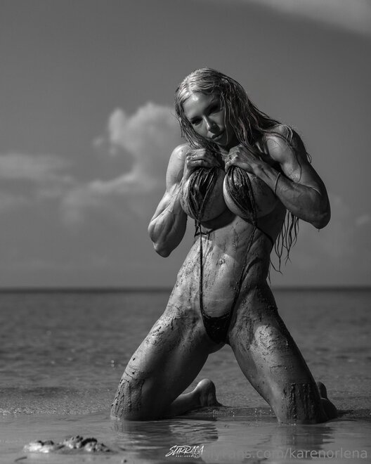 Colour or black and white__1_79fe