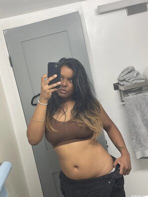 amateur photo 1dk1gv3euuhd1
