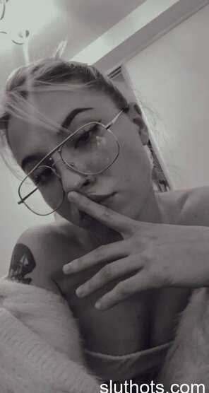 amateur photo 4odjhxum16gd1