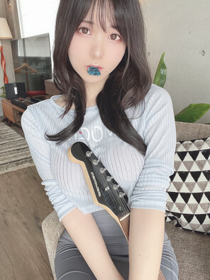 photo amateur けんけん (Kenken - snexxxxxxx) Sexy Guitar Girl (2)