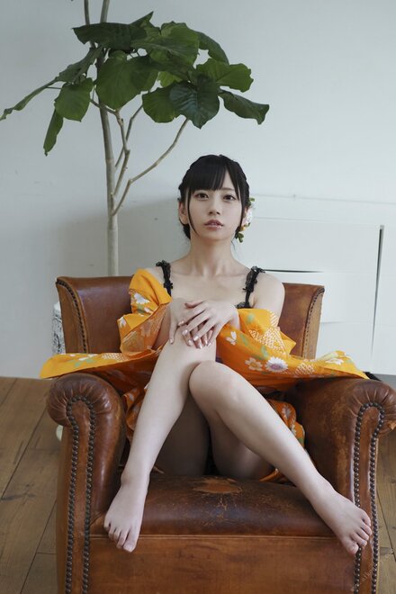 Nanasawa (53) nude