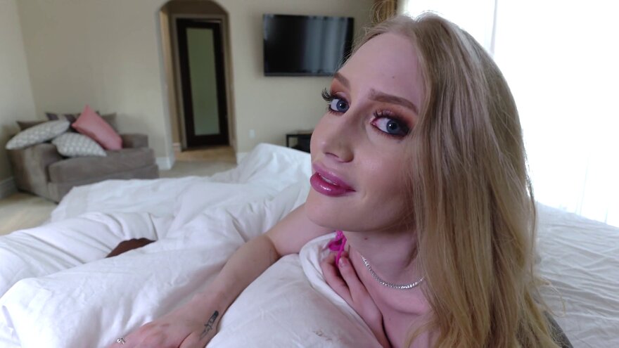 emma-starletto-bigger-than-her-boyfriend-s-cock_1080p.mp4_20240814022342_0008