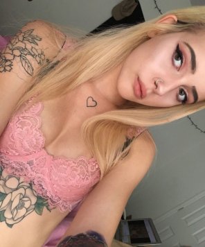 amateur-Foto More Attractive with Tattooes