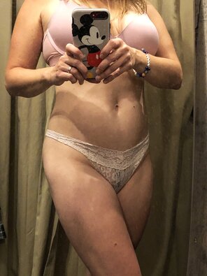 amateurfoto Quickie from the dressing room ðŸ˜œ