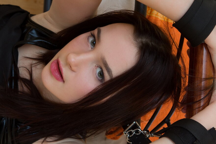 TheLifeErotic_Divine_Ruta_medium_0124