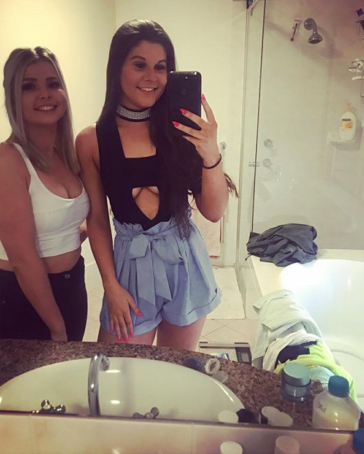 A night out with Underboob on show