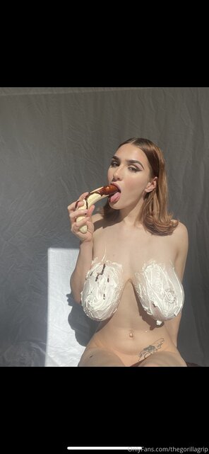 Amelie Fagniez (Amafgz) porn