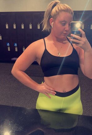 amateur pic NS[F]G? Not Safe For Gym?
