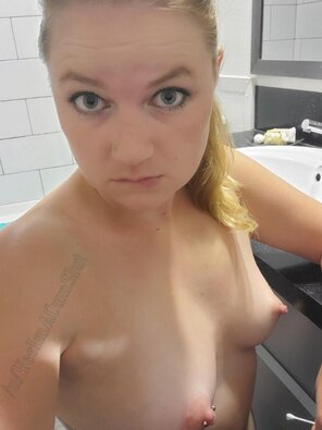 foto amatoriale Tuesday tits! [F]24