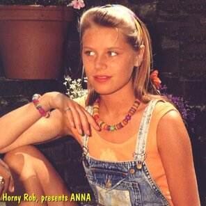 Arousing Deutsch Anna vintage magazine (IR) – 23 pics