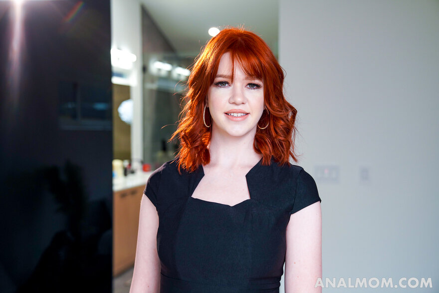 analmom_ariel_darling2_003