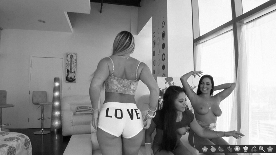 Screenshot (45860) nude