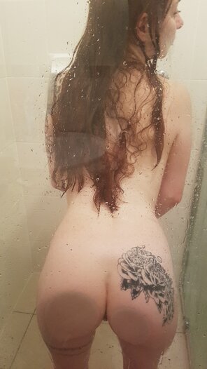 amateur pic Is it wet or is it just me?