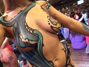 [F] Painted on stage!