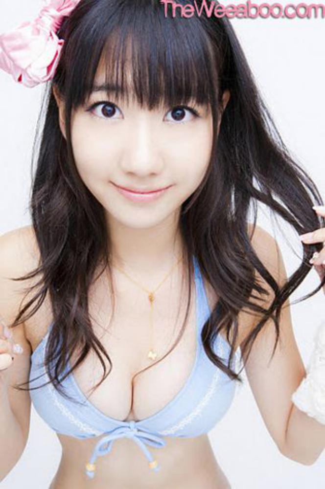 amateur photo r_Asian430
