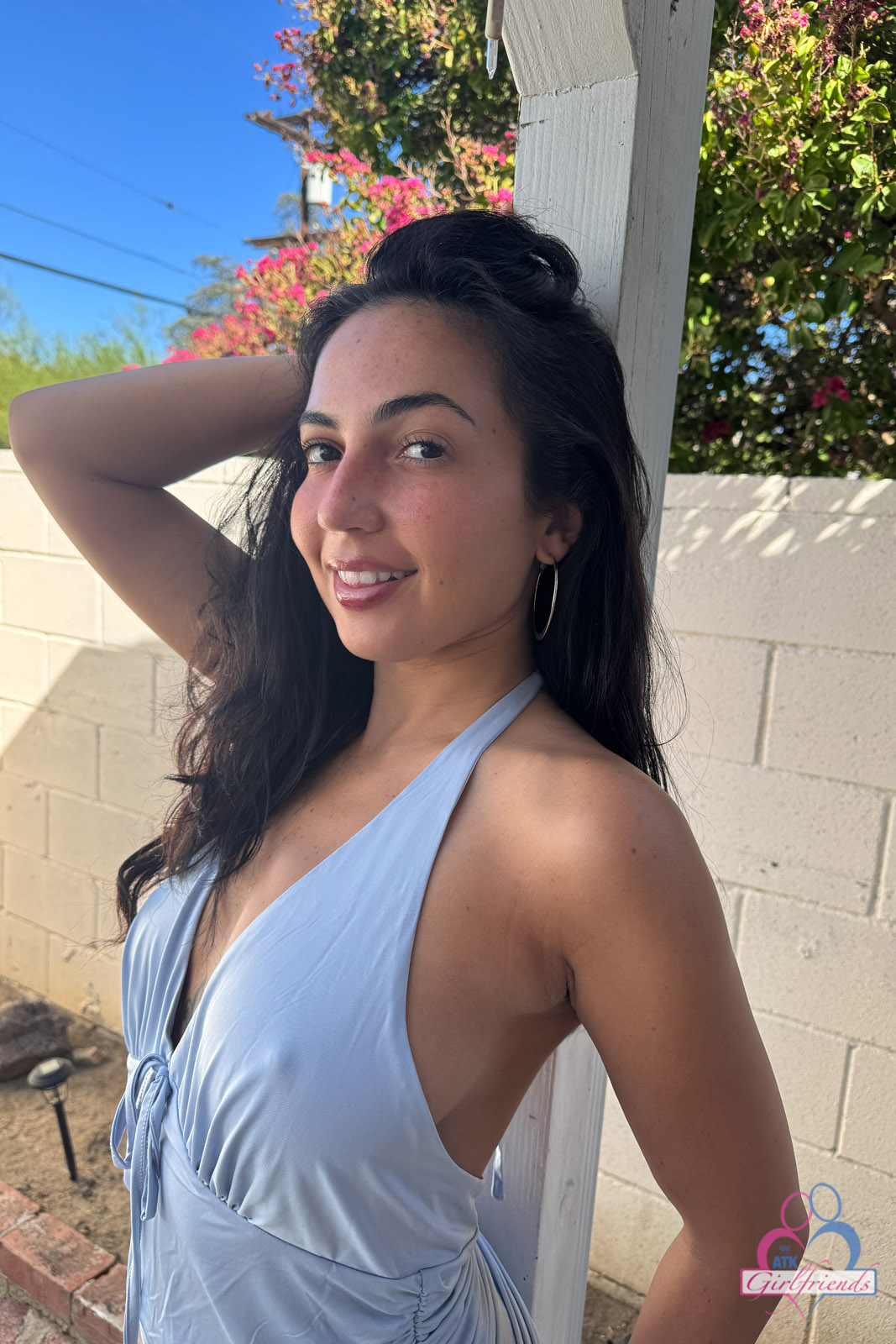 amateur photo 1000080938