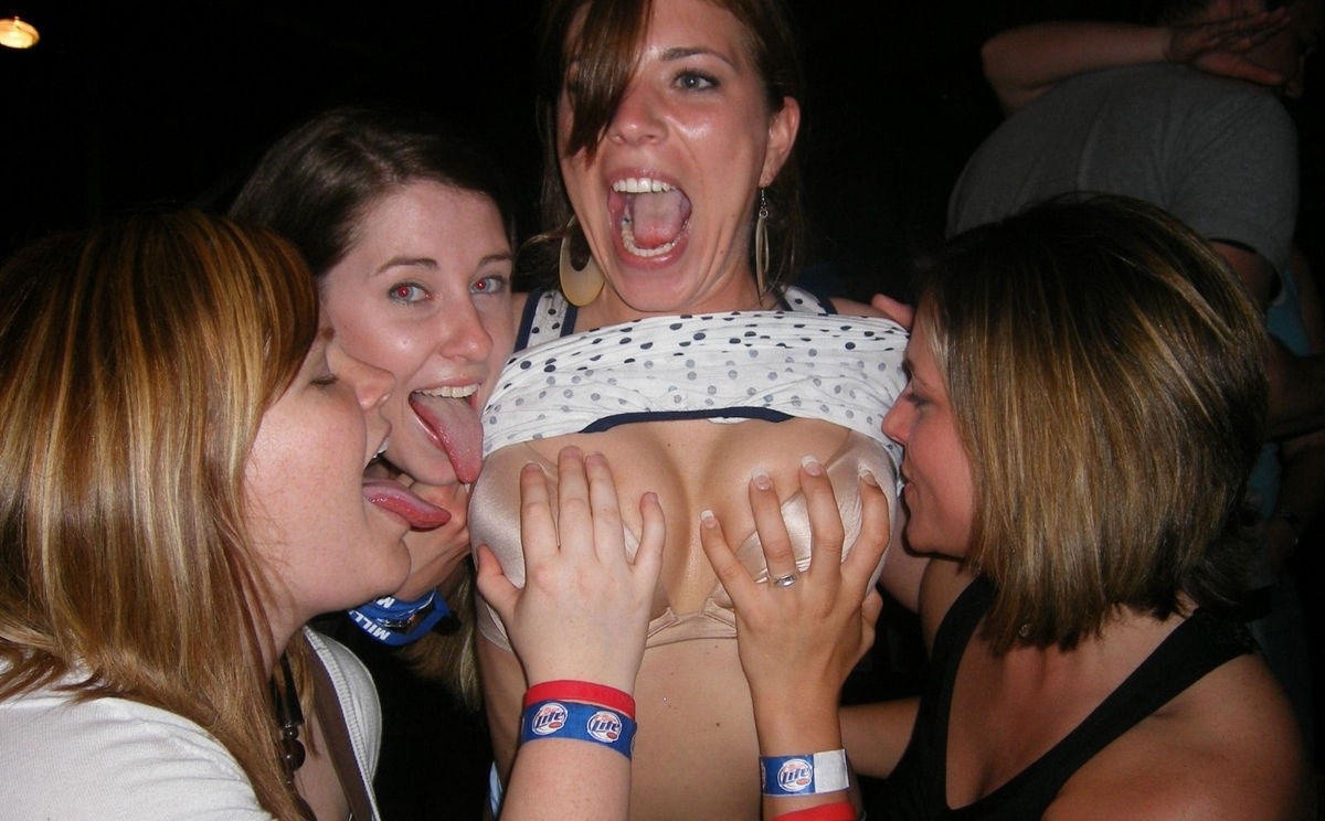 She can't believe her friends are squeezing and licking her boobs Porn Pic  - EPORNER