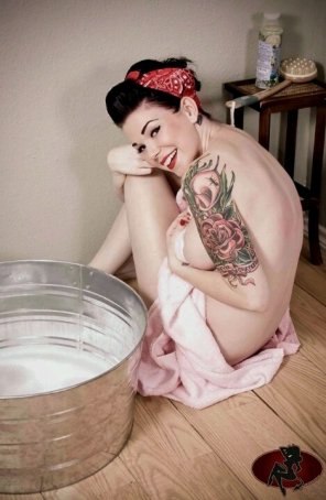 photo amateur Milk bath
