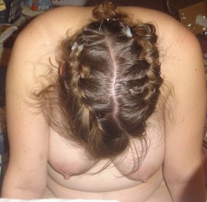 amateur photo Hair Hairstyle Back Neck Forehead 