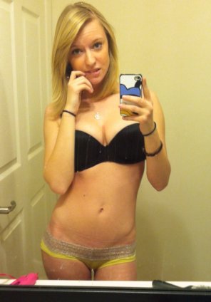 amateurfoto Undergarment Clothing Mirror Lingerie Thigh Selfie 