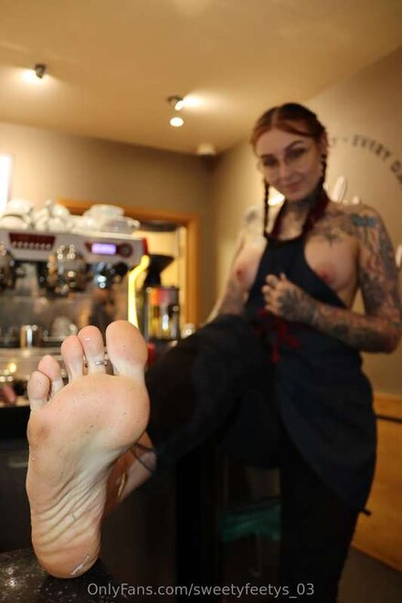 B6D25647-94A2-4CA4-B44F-FE8255EB4B1B