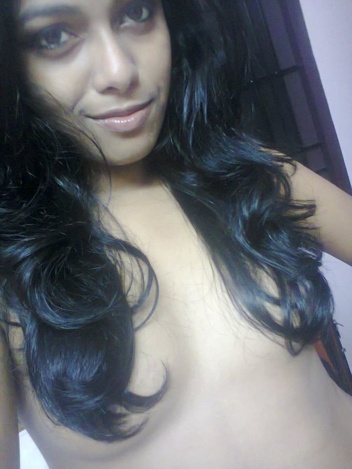 amateur photo 18838439-desi-hotwives-amp-gfs-2-406-1000