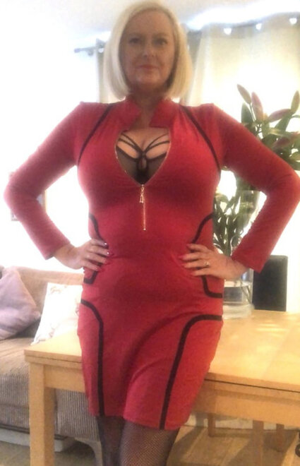 39151696027677784288