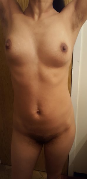 amateur pic Checking in. Would you randomly select me?
