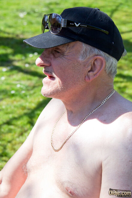 matureindulgence (876)