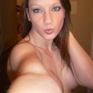 amateur pic Kisses ;)