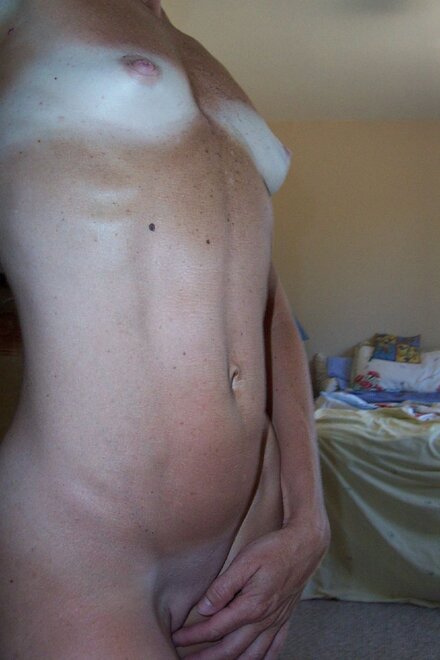 U can bounce a quarter off them abs!