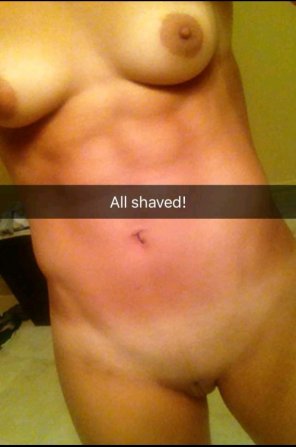 amateur pic [F] All Shaved ;)