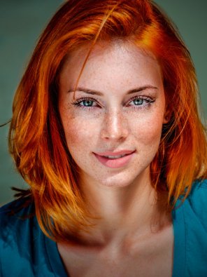 zdjęcie amatorskie Face Hair Red hair Eyebrow Hairstyle Hair coloring 