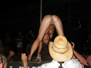 amateur pic Hot Dancers at Strip Club