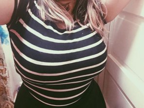 amateurfoto [OC] I hope you guys love my huge boobs