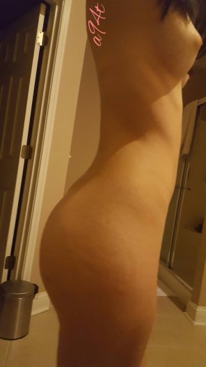 foto amadora Does this count as side boob? [F]