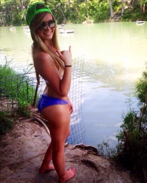 amateur pic River day