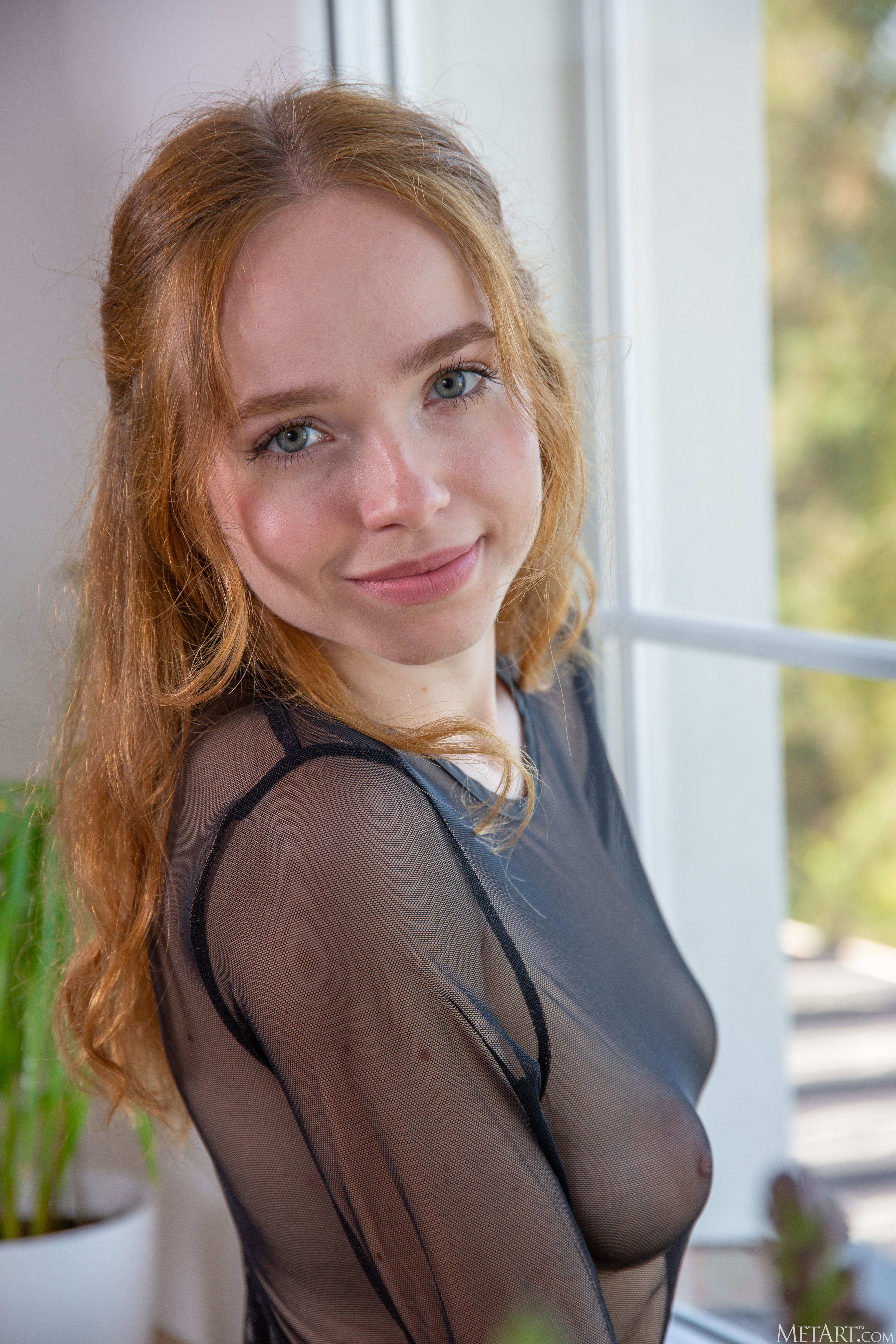 amateur photo Quiet-Flirt-cover__18_