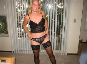 amateur pic hairy_cunt_this_sexy_blonde_has_a_naturally_hairy_cunt_22_ [1600x1200]