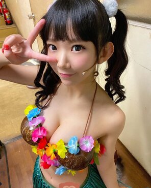 amateur photo Hair Japanese idol Hairstyle Gravure idol Brassiere 