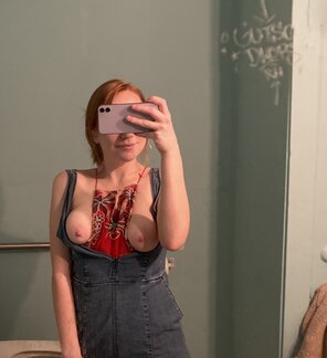 foto amatoriale I love having my tits out for yâ€™all...ðŸ˜‰