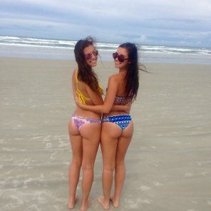 photo amateur beach girls