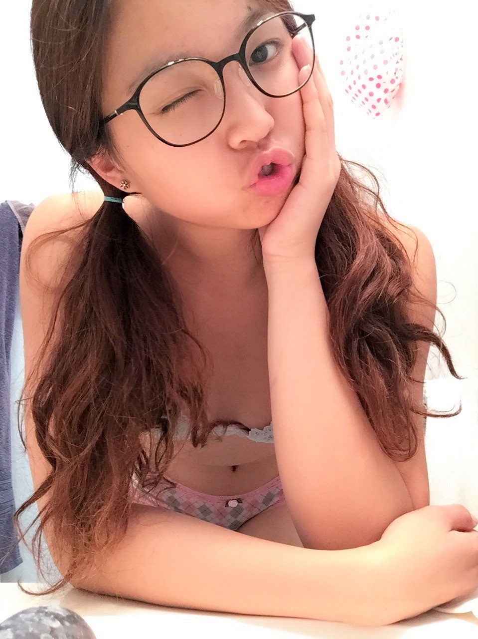 Petite Thai Teen - Petite Asian Teen Takes Nude Selfies - tumblr_oea09q8gXG1tfy7u0o6_1280 Porn  Pic - EPORNER