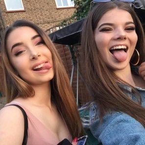 amateurfoto I'd kill to spend a couple of nights with Lottie and Sophie