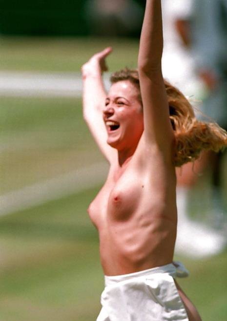 Wimbledon Streaker nude